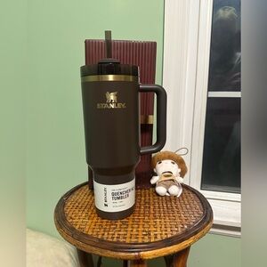 BNIB Stanley 40oz Chocolate Gold